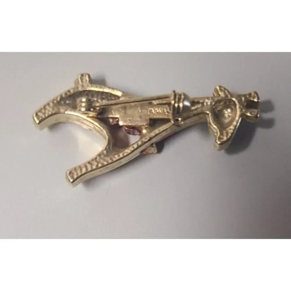 Vintage Giraffe Brooch Pin Gold Tone Enamel Spots Safari Retro Fashion Jewelry
